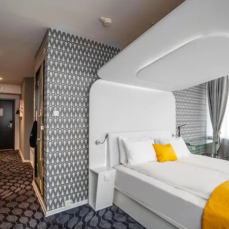 Готель Magic Center, A Member Of Radisson Individuals 3*