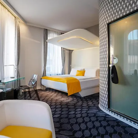 מלון Magic Center, A Member Of Radisson Individuals 3*