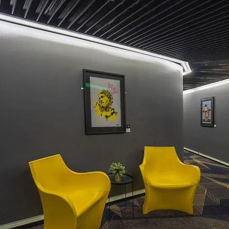 Magic Center, A Member Of Radisson Individuals 4* Μπέργκεν