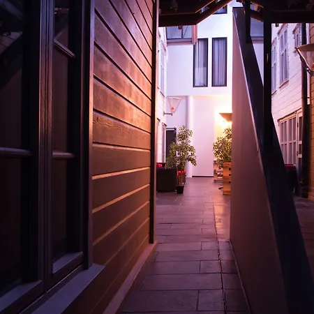 Magic Center, A Member Of Radisson Individuals 4* Bergen
