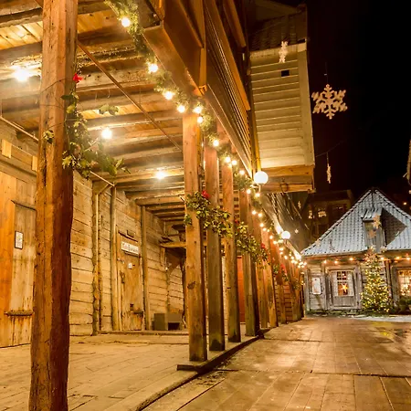 Magic Center, A Member Of Radisson Individuals Готель Берген